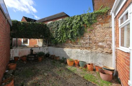 4 bedroom Semi-detached house for sale in Castle Street, Melbourne, Melbourne, DE73