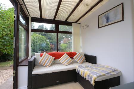 3 bedroom Detached house for sale in Elm Avenue, Ashby-De-La-Zouch, LE65