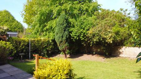 2 bedroom Semi-detached house for sale in Fenton Avenue, Blackfordby, DE11