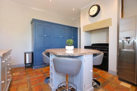 5 bedroom Detached house for sale in George Street, Melbourne, DE73