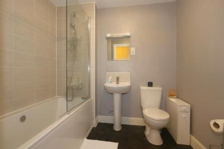 2 bedroom Town house for sale in Hildersham Road, Ashby-De-La-Zouch, LE65