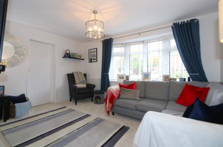 3 bedroom Semi-detached house for sale in Iveagh Close, Measham, DE12