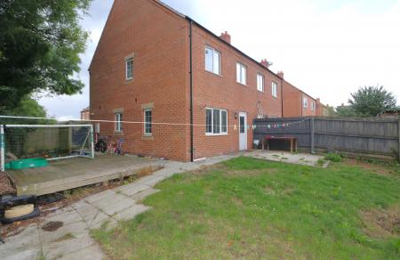 3 bedroom Semi-detached house for sale in Laud Close, Moira, DE12