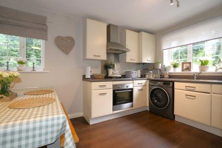 3 bedroom Semi-detached house for sale in Laud Close, Moira, DE12