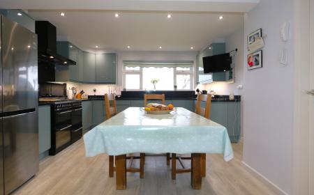 4 bedroom Detached house for sale in Loughborough Road, Coleorton, LE67