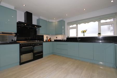 4 bedroom Detached house for sale in Loughborough Road, Coleorton, LE67