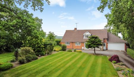 4 bedroom Detached house for sale in Loughborough Road, Coleorton, LE67