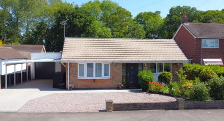 Main Street, Netherseal, DE12