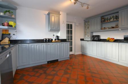 4 bedroom Detached house for sale in Main Street, Osgathorpe, LE12