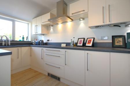 3 bedroom Detached house for sale in Marlborough Way, Ashby-De-La-Zouch, LE65