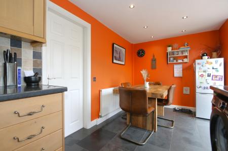 3 bedroom Semi-detached house for sale in Millfield Close, Ashby-De-La-Zouch, LE65