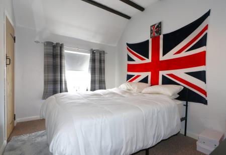 2 bedroom End of terrace house for sale in Moira Road, Donisthorpe, DE12