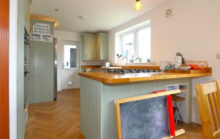 3 bedroom Semi-detached house for sale in Nettlefold Crescent, Melbourne, DE73