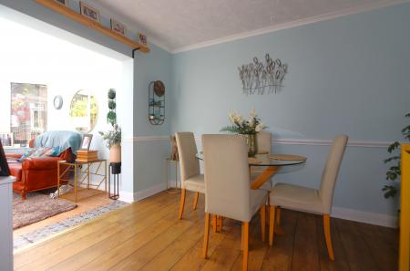 3 bedroom Semi-detached house for sale in Norris Hill, Moira, DE12