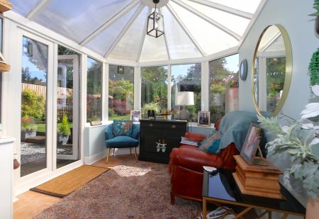 3 bedroom Semi-detached house for sale in Norris Hill, Moira, DE12