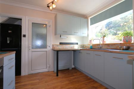 3 bedroom Semi-detached house for sale in Norris Hill, Moira, DE12