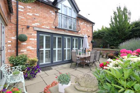 5 bedroom Barn Conversion for sale in Nottingham Road, Lount, Ashby-De-La-Zouch, LE65