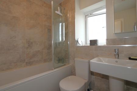 4 bedroom Detached house for sale in Priory Close, Breedon On The Hill, DE73