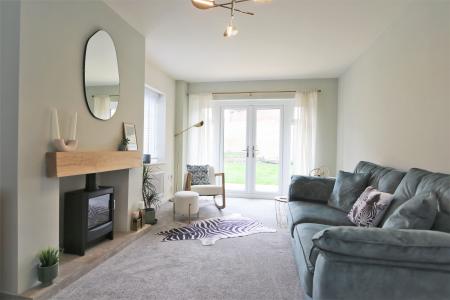 4 bedroom Detached house for sale in Redfern Road, Oakthorpe, DE12