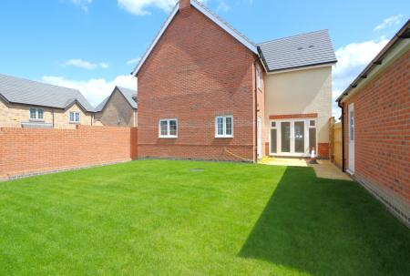 4 bedroom Detached house for sale in Redfern Road, Oakthorpe, DE12