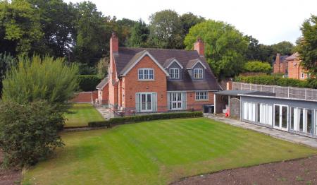 4 bedroom Detached house for sale in School Lane, Newbold Coleorton, LE67