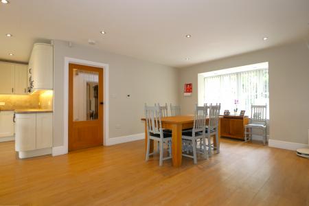 4 bedroom Detached house for sale in School Lane, Newbold Coleorton, LE67