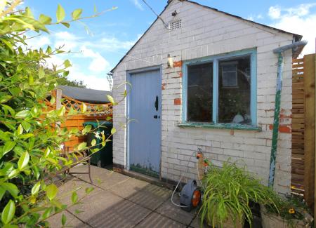 2 bedroom Terraced House for sale in South Street, Melbourne, Melbourne, DE73