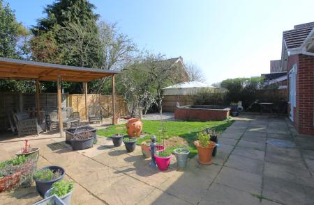 4 bedroom Detached house for sale in St Michaels Drive, Appleby Magna, DE12