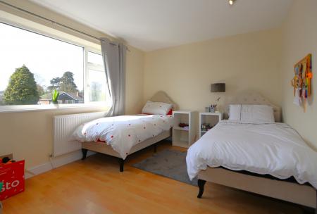 4 bedroom Detached house for sale in St Michaels Drive, Appleby Magna, DE12