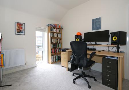 5 bedroom Detached house for sale in Stone Row Place, Moira, DE12