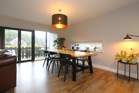 5 bedroom Detached house for sale in Stone Row Place, Moira, DE12