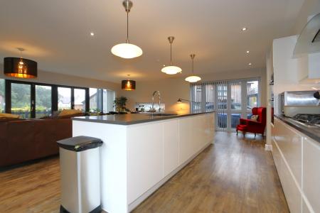 5 bedroom Detached house for sale in Stone Row Place, Moira, DE12