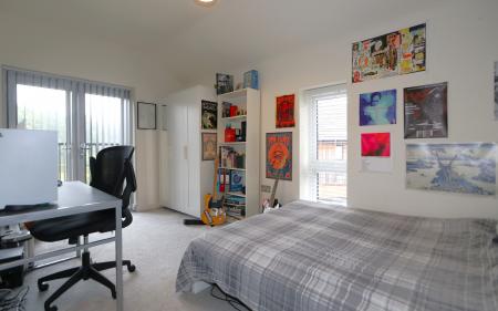 5 bedroom Detached house for sale in Stone Row Place, Moira, DE12