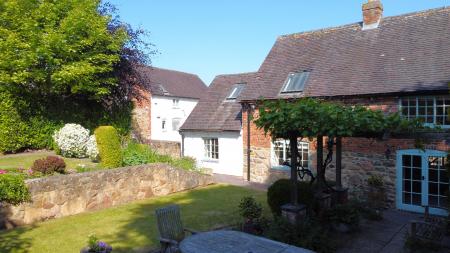3 bedroom Barn Conversion for sale in Trent Lane, King's Newton, DE73
