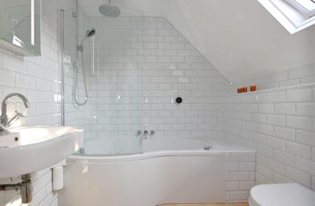 5 bedroom Detached house for sale in Woodhouses, Melbourne, DE73