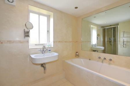 5 bedroom Detached house for sale in Woodhouses, Melbourne, DE73