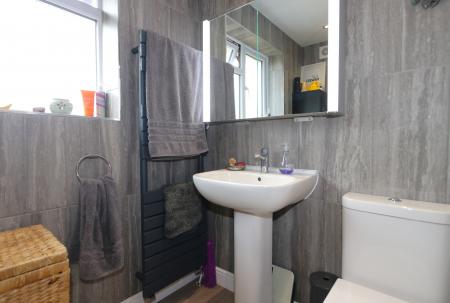 4 bedroom Semi-detached house for sale in Woodside, Ashby-De-La-Zouch, LE65