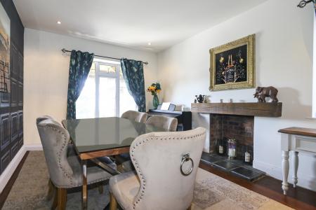 4 bedroom Detached house for sale in Worthington Lane, Newbold Coleorton, LE67