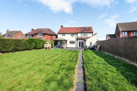4 bedroom Detached house for sale in Worthington Lane, Newbold Coleorton, LE67