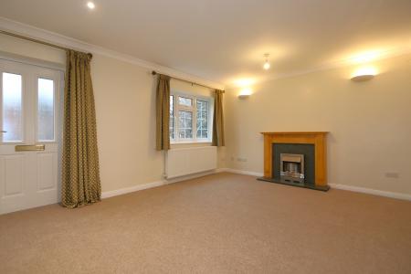 3 bedroom Terraced House for sale in Chantry Close, Melbourne, DE73