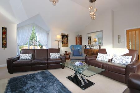 3 bedroom Bungalow for sale in Grange Close, Ticknall, DE73