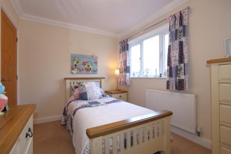 3 bedroom Bungalow for sale in Grange Close, Ticknall, DE73