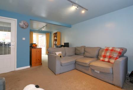 4 bedroom Semi-detached house for sale in Saxon Way, Ashby, Ashby-De-La-Zouch, LE65