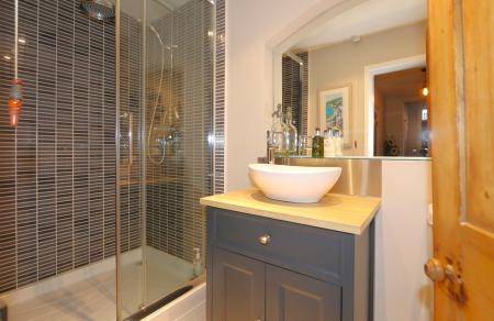 3 bedroom Terraced House for sale in Wood Street, Ashby-De-La-Zouch, LE65