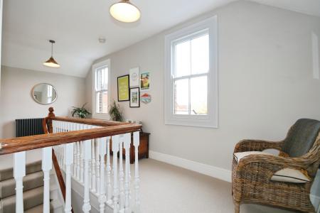 3 bedroom Terraced House for sale in Wood Street, Ashby-De-La-Zouch, LE65