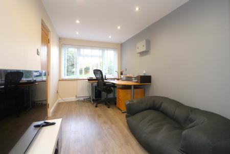 5 bedroom Detached house for sale in Hazel Close, Measham, DE12