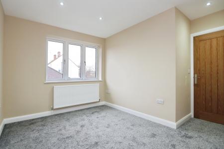 4 bedroom Semi-detached house for sale in Nettlefold Crescent, Melbourne, DE73