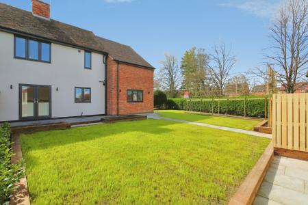 4 bedroom Semi-detached house for sale in Nettlefold Crescent, Melbourne, DE73