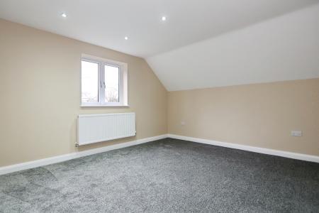 4 bedroom Semi-detached house for sale in Nettlefold Crescent, Melbourne, DE73