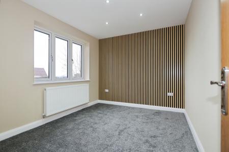 4 bedroom Semi-detached house for sale in Nettlefold Crescent, Melbourne, DE73